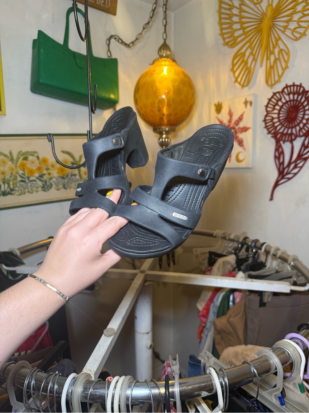 CROCS Cyprus V Heels Womens Size 9 Black - Picture 15 of 15